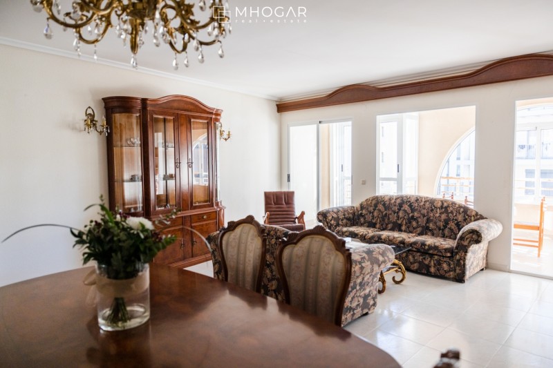 Calpe - Gran apartamento a la venta en pleno centro y cerca del mar, playa arenal !